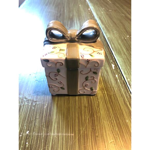 YANKEE CANDLE NWOT Ceramic Tea Light Candle Holder Gift Bow - Picture 1 of 4
